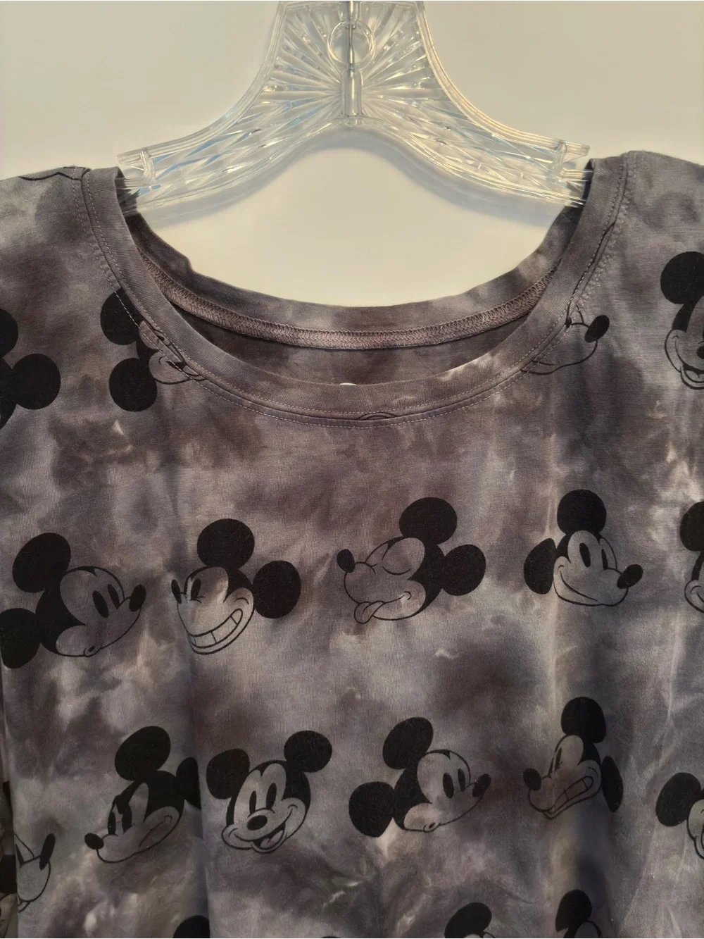 Torrid Disney Mickey Tie Dye Short Sleeve T-Shirt Gray Plus Size 0
